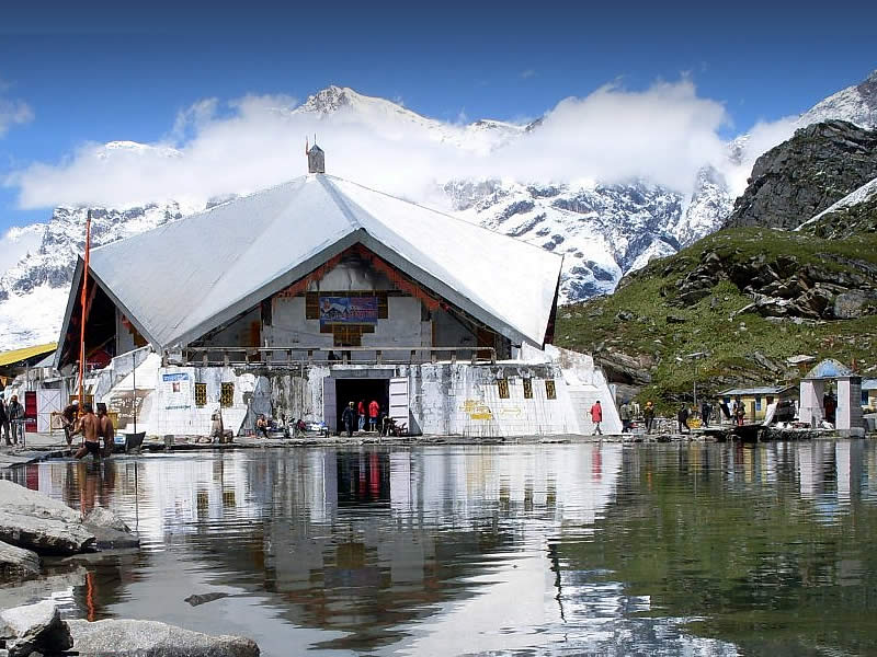 Shri Hemkunt Sahib Tourism and Travel Guide, Hill Station, Religious Places  and Nearby Attractions in Shri Hemkunt Sahib